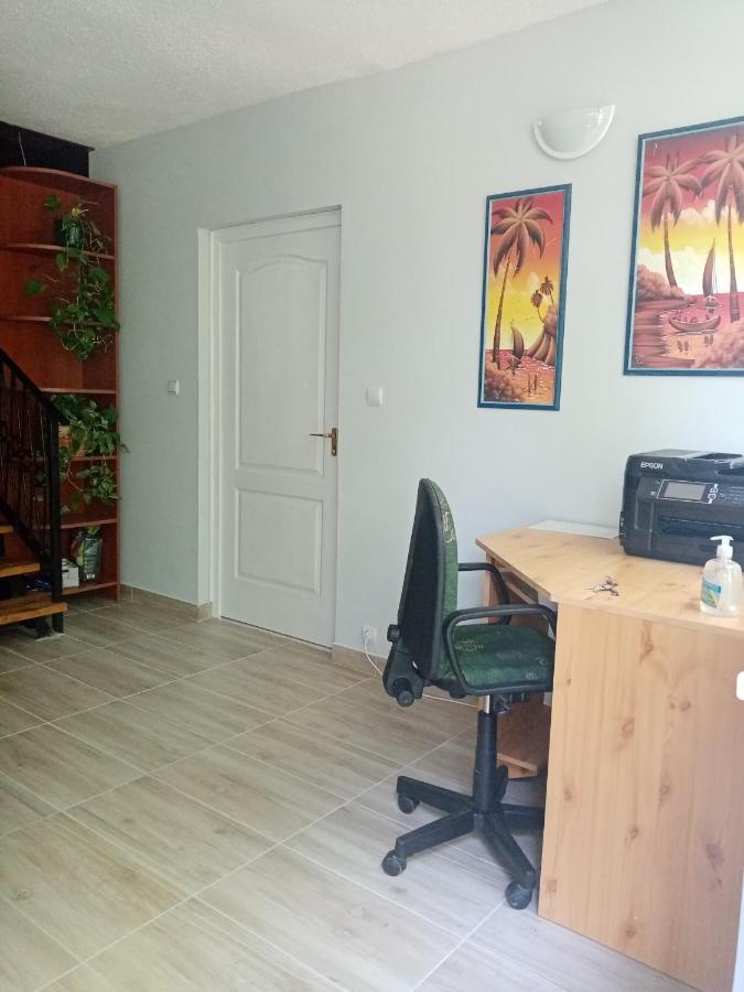 Toelgyfa Vendeghaz Hotel บาลาตอนส์เซแปซด์ ภายนอก รูปภาพ