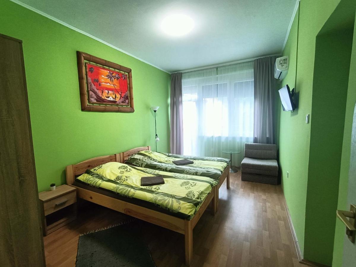 Toelgyfa Vendeghaz Hotel บาลาตอนส์เซแปซด์ ภายนอก รูปภาพ