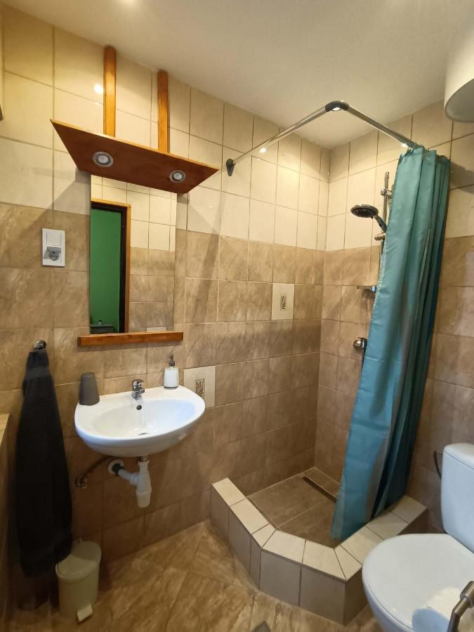 Toelgyfa Vendeghaz Hotel บาลาตอนส์เซแปซด์ ภายนอก รูปภาพ
